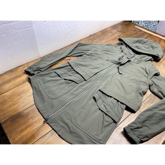 Lululemon Yogi Anorak Jacket Women’s Sz 6/8 Lined Hooded Fatigue Green Full Zip - Picture 5 of 10